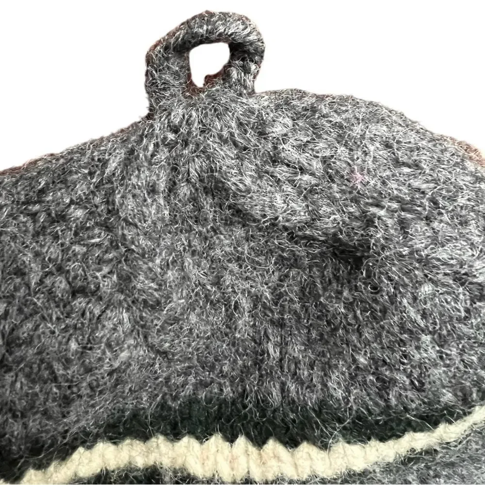 J. Crew Men’s Vintage Wool Gray Stripe Winter Beanie Hat. OS. One Size.
